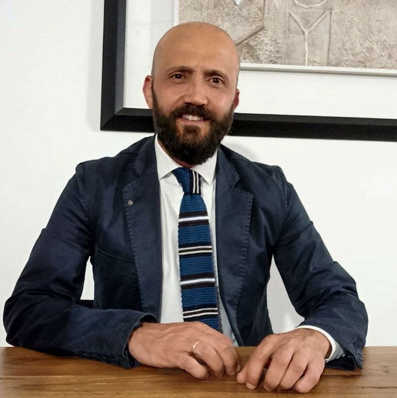 Avvocato Mariano Colucci